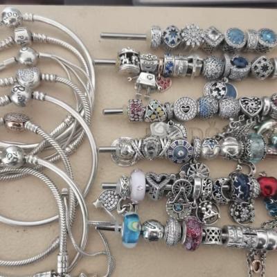 Charms Claim Livestream